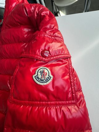 Chaqueta Moncler Roja