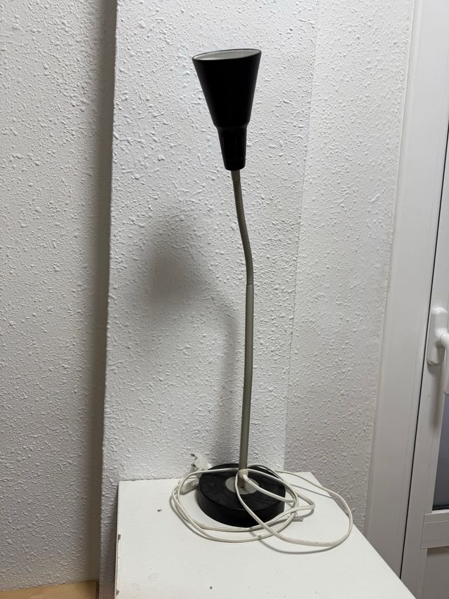 Lámpara de escritorio o velador