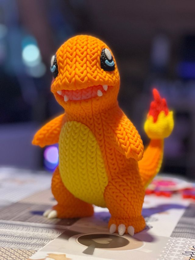 Charmander tejido a mano