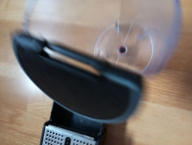 Depósito y soporte cafetera. 5€/uno 8€ los dos