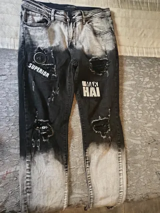 Pantalón vaquero pitillo azul