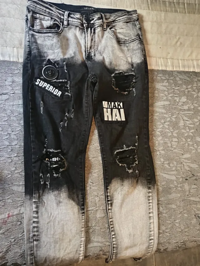 Pantalón vaquero pitillo azul