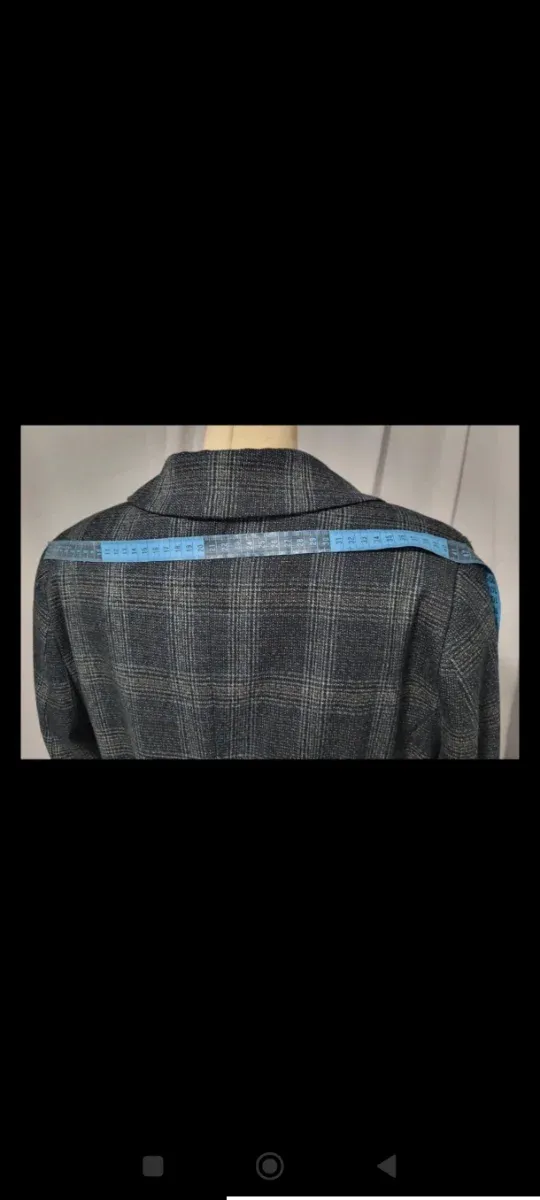 Pantalones de traje grises y azul