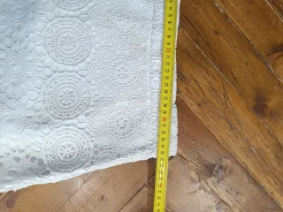 Falda Zara guipur crema Talla M