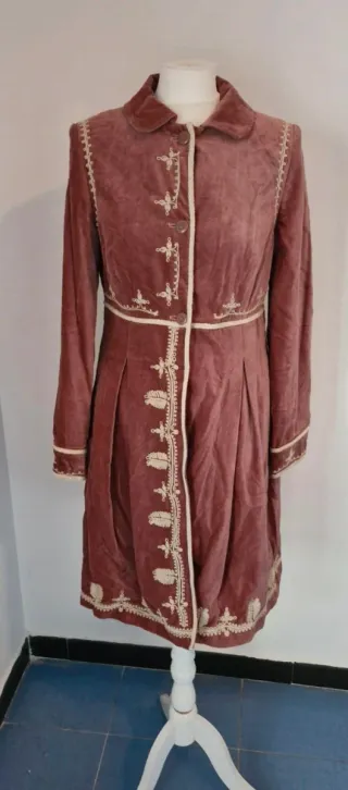 Abrigo Terciopelo Bordado Flamenco L