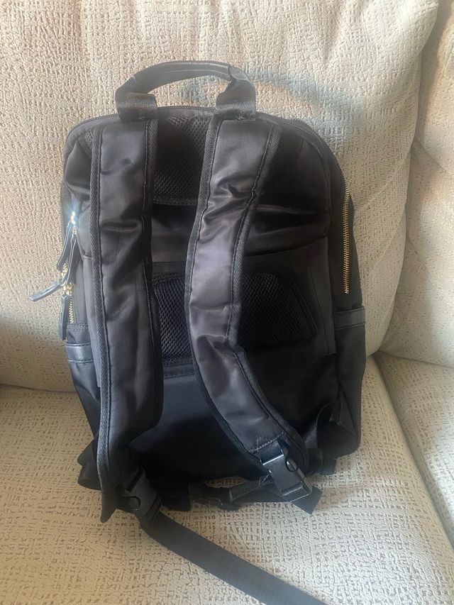 Mochila Parfois negra para portátil