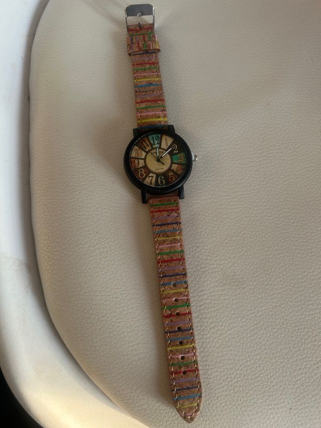 Lote 5 relojes varios estilos