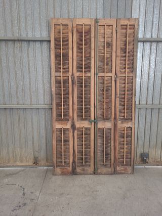 4 Postigos de Madera Rústicos