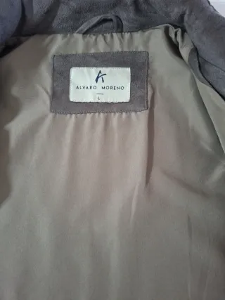 Cazadora gris acolchada