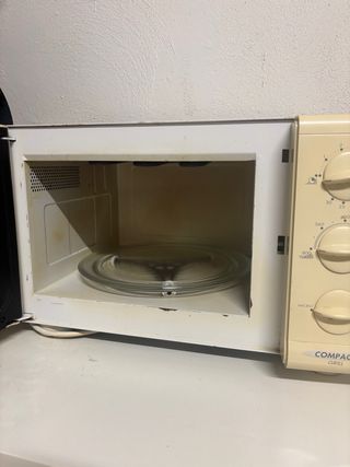 Microondas Moulinex Compact Grill