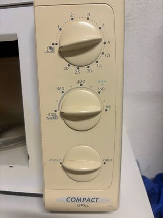 Microondas Moulinex Compact Grill