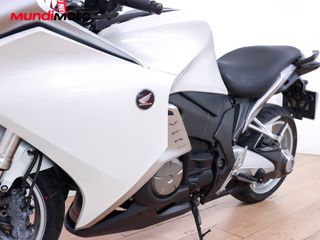 HONDA VFR 1200 F DUAL CLUTCH