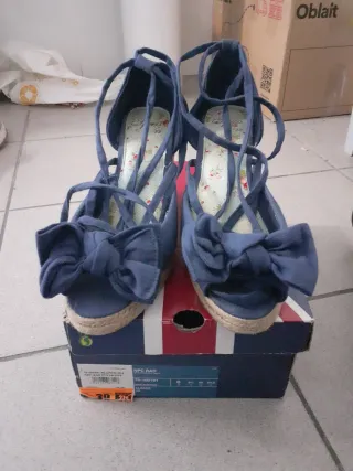 Tacones Mujer Beige y Azul