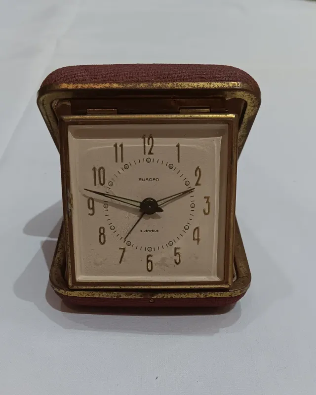 Reloj de viaje antiguo Europa