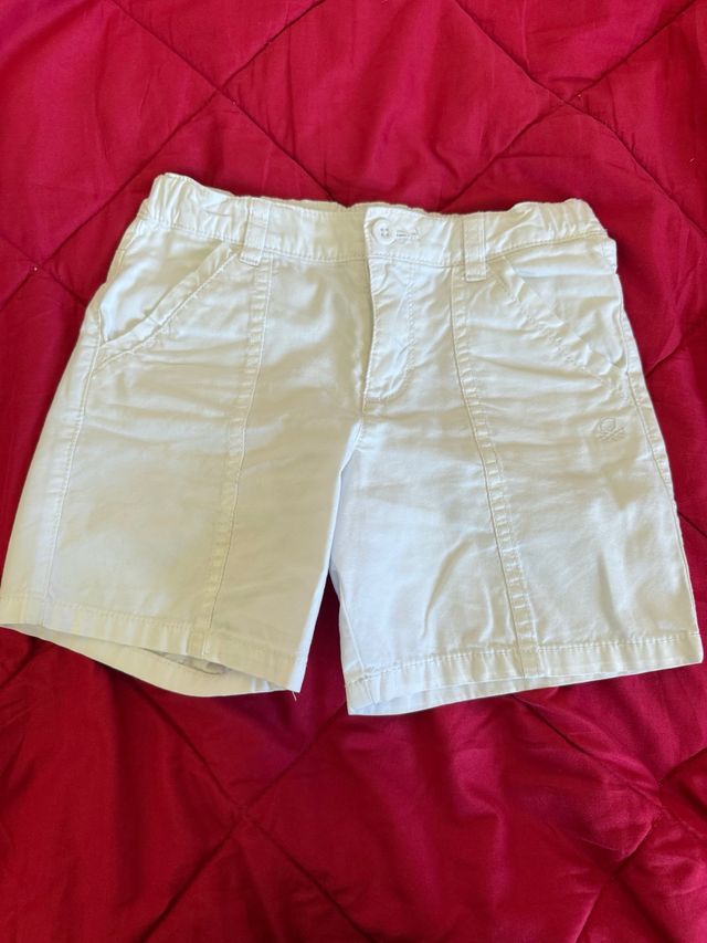 Pantalón corto Benetton blanco T4-5 (110cm)