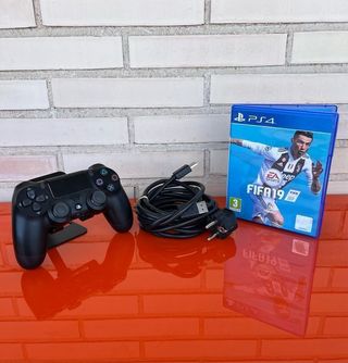 Playstation 4 Pro Negra + FIFA 19
