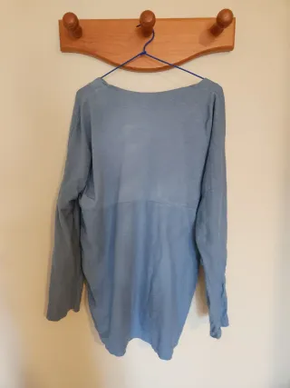 Camiseta azul manga larga