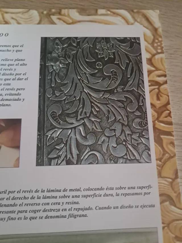Manualidades repujado estaño y plata