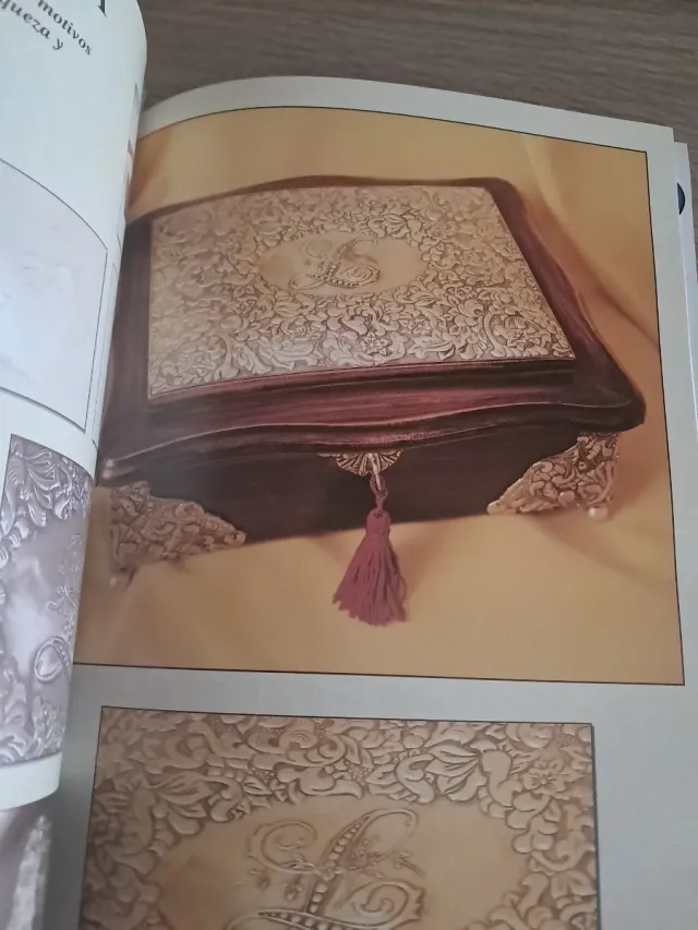 Manualidades repujado estaño y plata