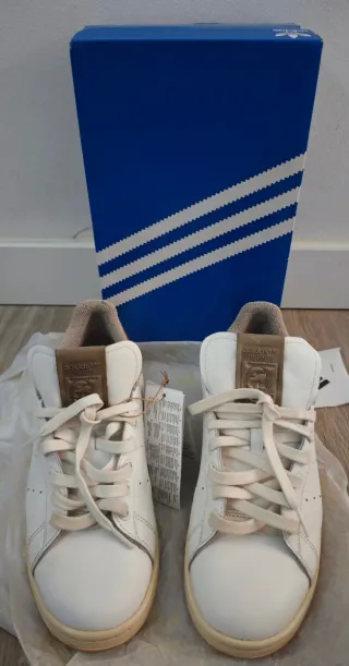 Zapatillas stan smith. Marca adidas.