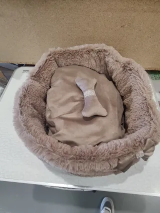 Cama para perro suave y cómoda
