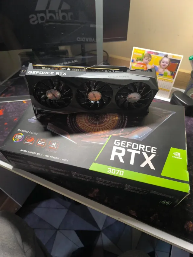 Gigabyte RTX 3070 Tarjeta Gráfica