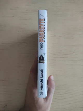 Comic Neo Parasyte de Hitoshi