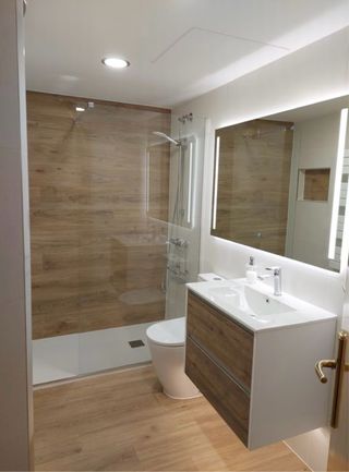 REFORMA DE BAÑO CON PLATO DE DUCHA