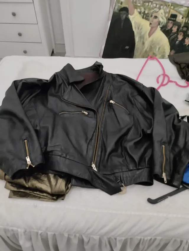 Chaqueta Cuero Genuino T44 Negra Marrón