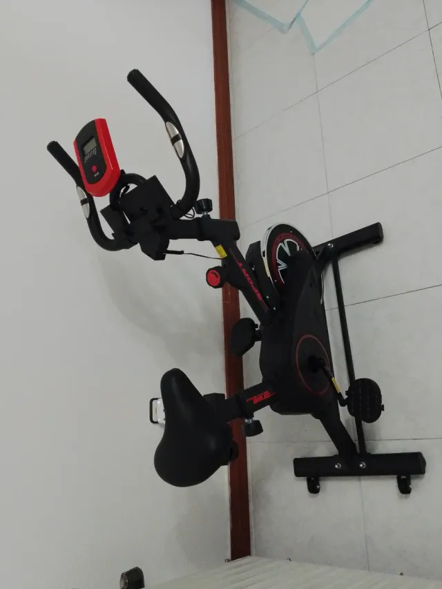 Bicicleta Estática Deportiva Negra