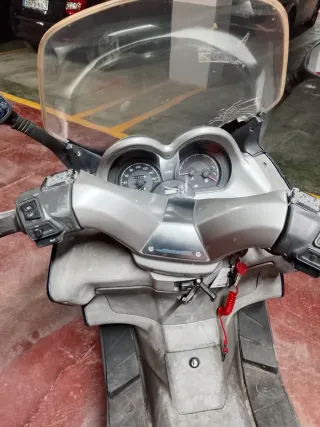 Aprilia Atlantic 250