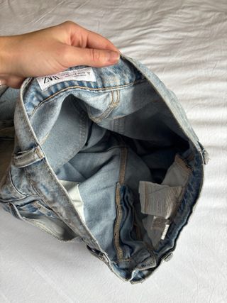 Pantalón vaquero recto de Zara