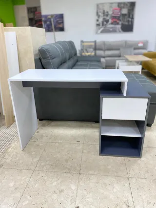 Escritorio moderno blanco y azul con cajón