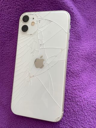 iPhone 11 y 12 para piezas,