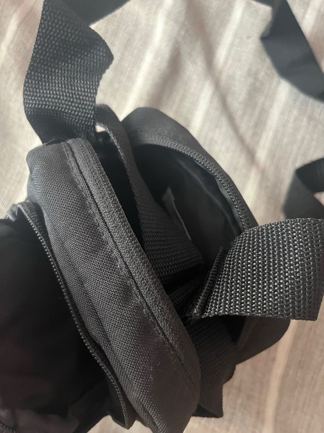 Bandolera Adidas Negra