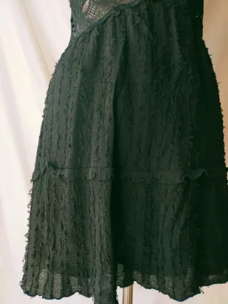 Vestido Negro Corto con Encaje