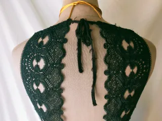 Vestido Negro Corto con Encaje