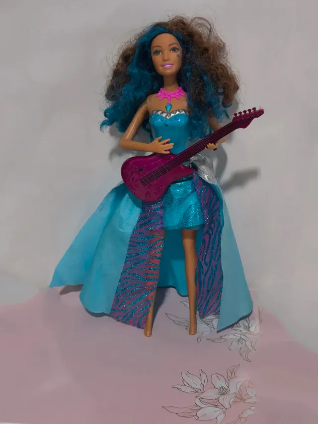 Barbie Guitarra Rockera Azul