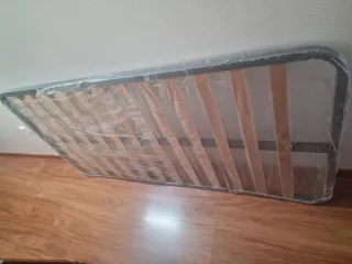 Somier, cabecero y piecero de madera