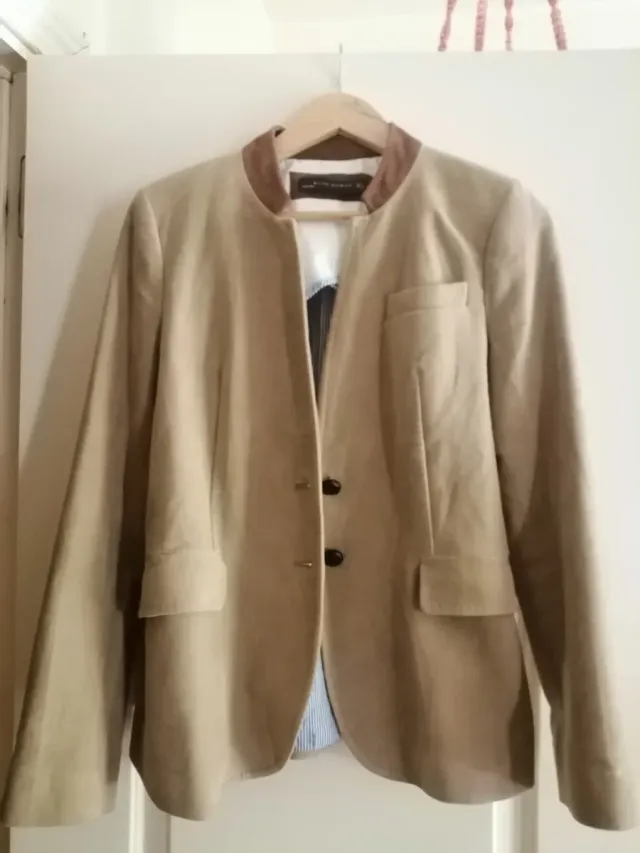 Chaqueta Zara Beige Cuello Marrón