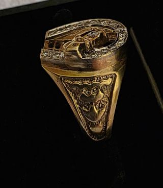 Anillo Oro 14K Herradura Caballo Diamantes
