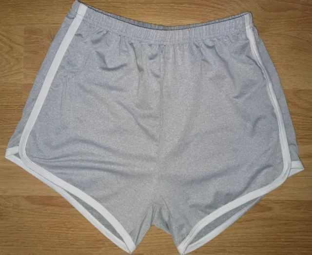 Shorts deportivos grises mujer