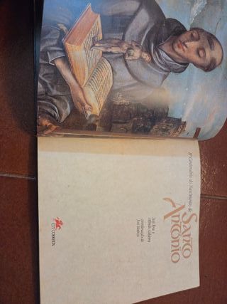 Livro 8º Centenário Nascimento Santo António