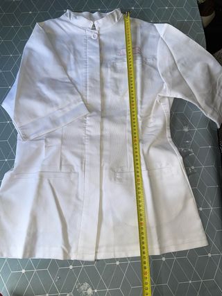 Uniforme estética Matis Camisa y Falda Blanca