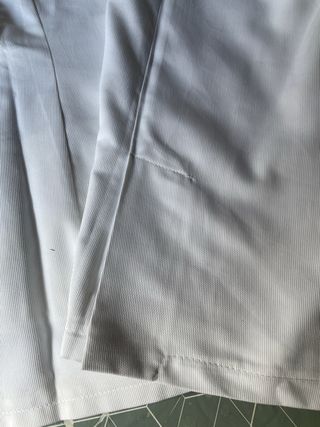 Uniforme estética Matis Camisa y Falda Blanca