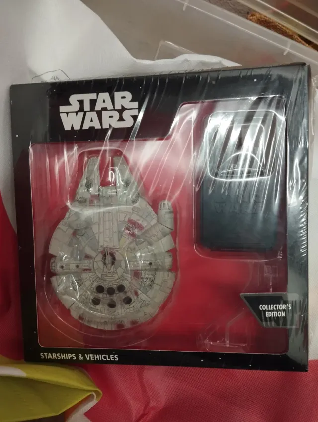 Nave Star Wars Millennium Falcon Coleccionista