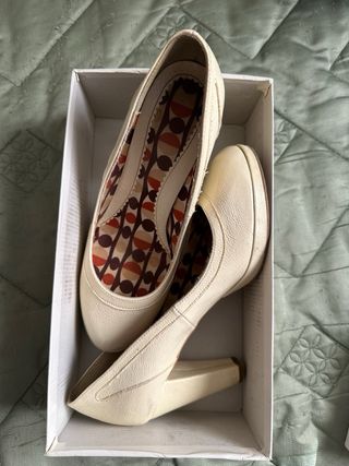 Zapatos tacón Zara beige talla 40
