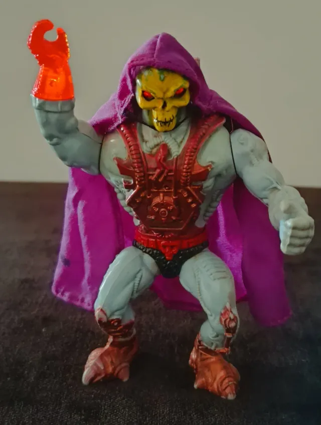 SKELETOR OJOS DE FUEGO M.O.T.U. - M.I. 1987 ITALY