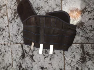 Chalecos reflectantes y faja seguridad