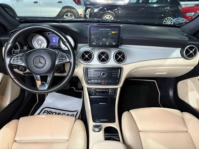 MERCEDES GLA200d IMPECABLE ÚNICO PROPIETARIO